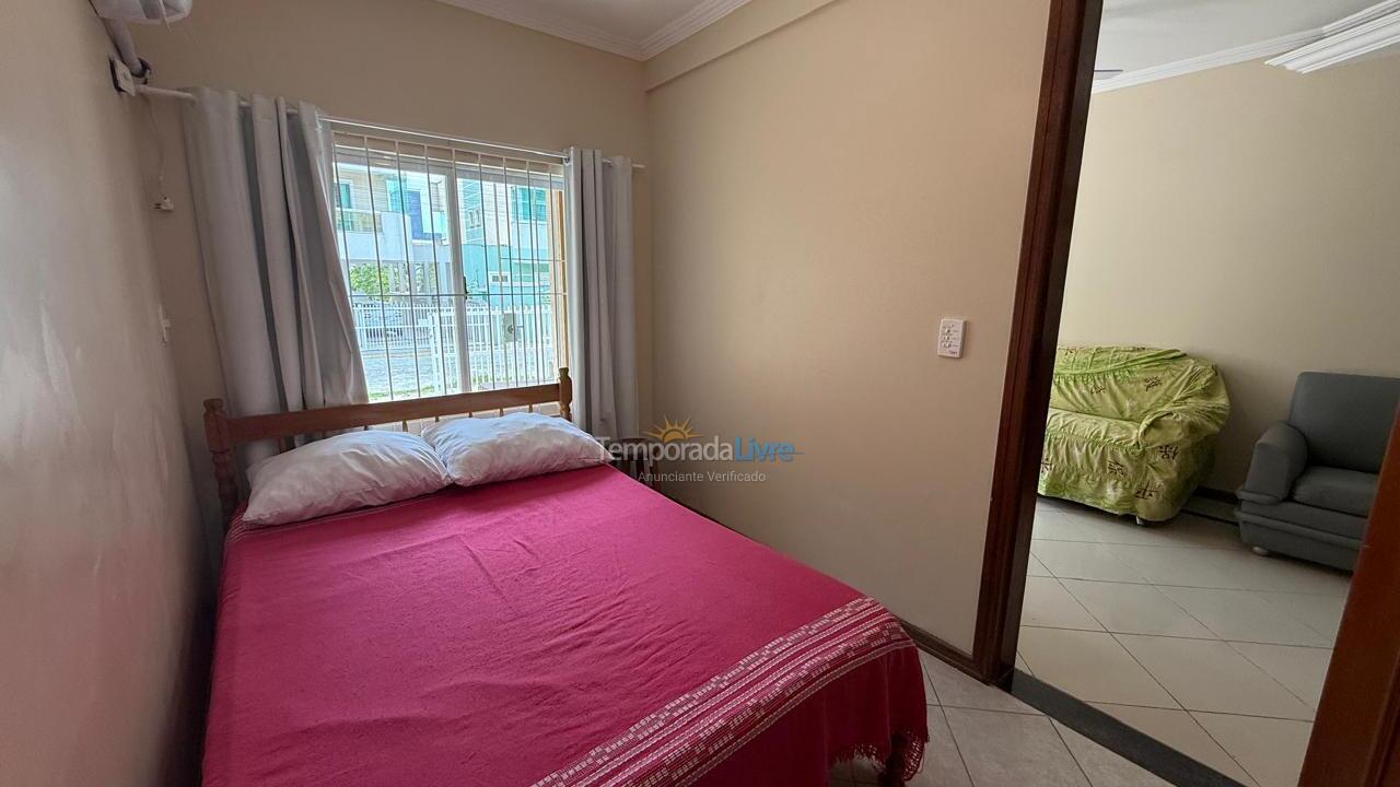 Casa para alquiler de vacaciones em Bombinhas (Praia de Bombinhas)