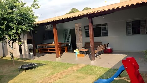 Casa para alugar em Dourados - Jardim Climax