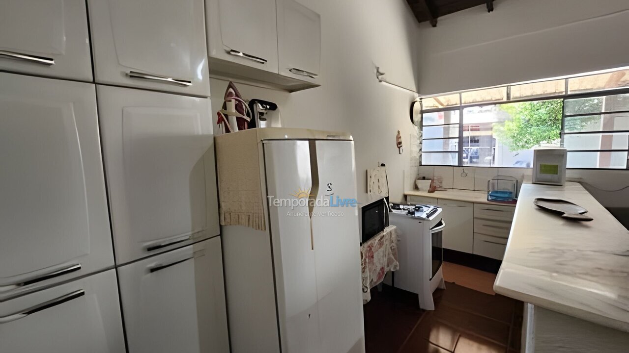 Casa para aluguel de temporada em Dourados (Jardim Climax)