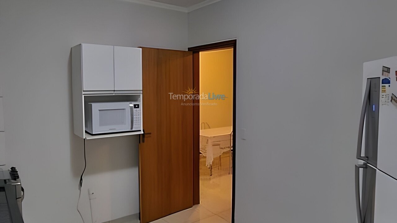 Apartamento para aluguel de temporada em Dourados (Vila Aurora)