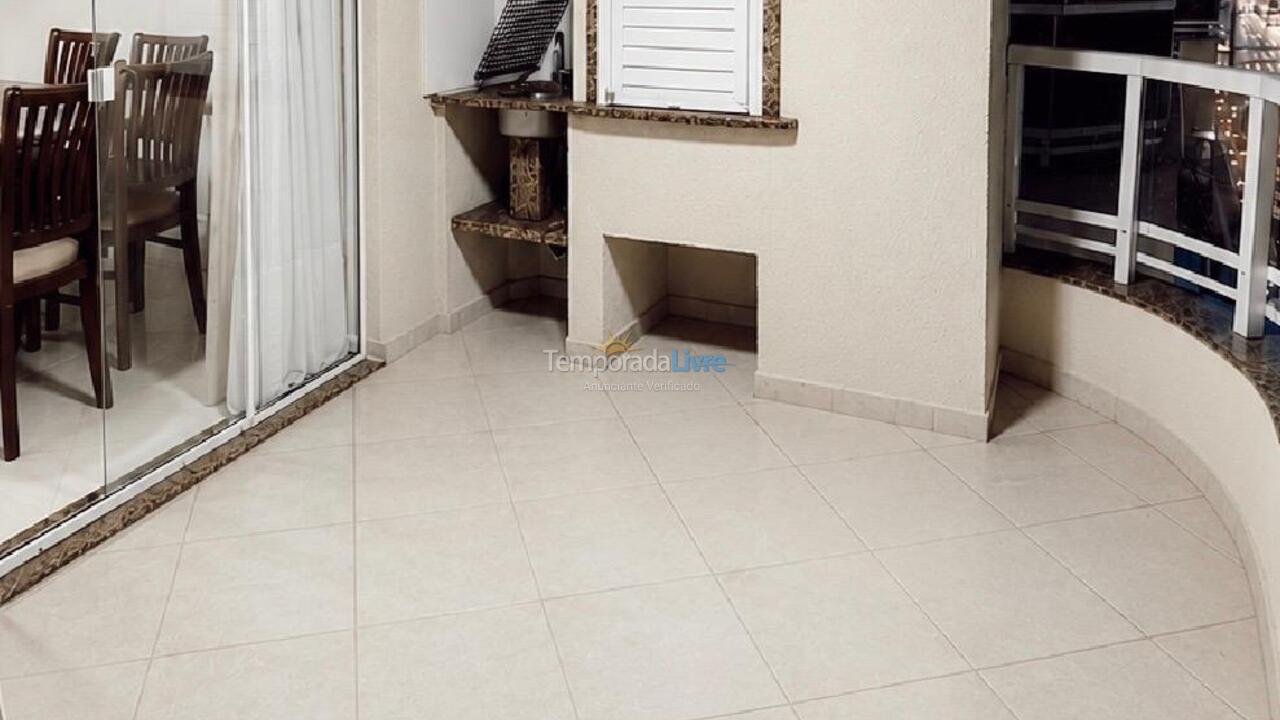 Apartamento para aluguel de temporada em Itapema (Meia Praia)