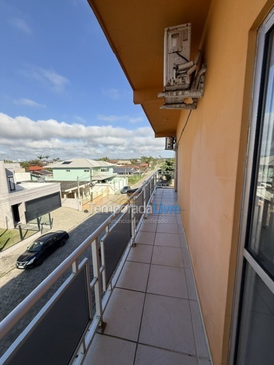 Apartamento para aluguel de temporada em São Francisco do Sul (Ubatuba)