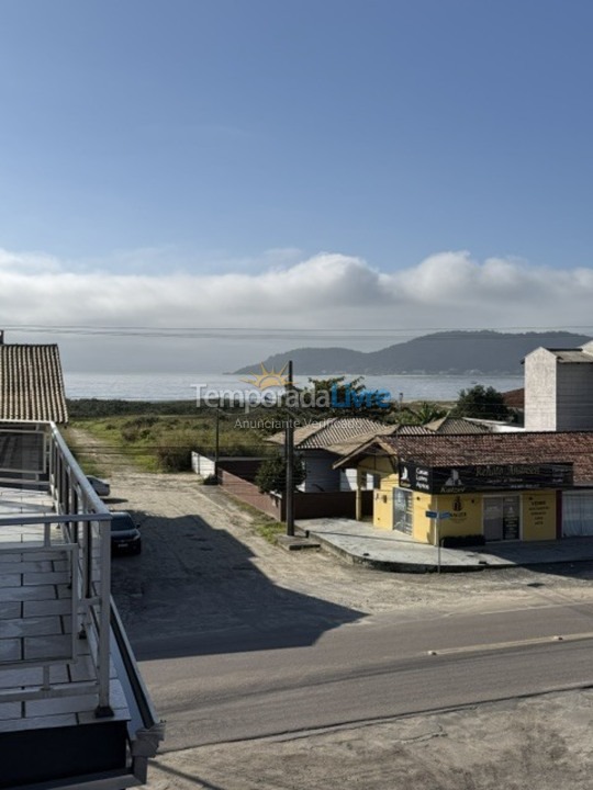 Apartamento para aluguel de temporada em São Francisco do Sul (Ubatuba)