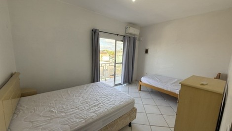 Linda Cobertura com vista mar, 1 suite e 2 quartos com AC, WI-FI