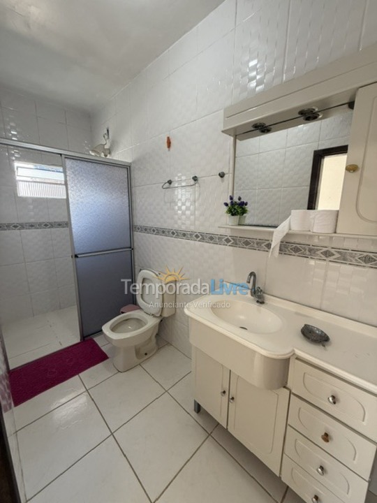 Apartamento para aluguel de temporada em São Francisco do Sul (Ubatuba)