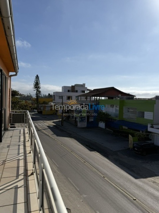 Apartamento para aluguel de temporada em São Francisco do Sul (Ubatuba)