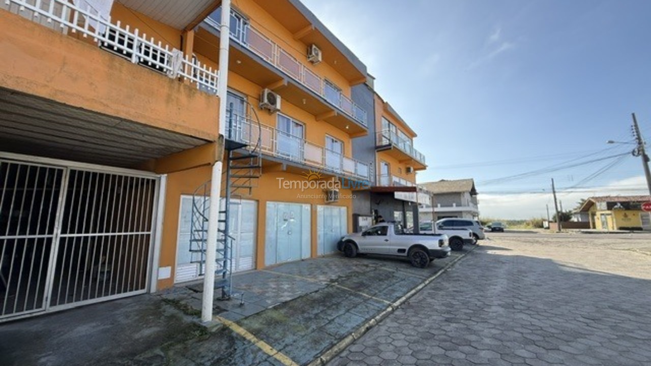 Apartamento para aluguel de temporada em São Francisco do Sul (Ubatuba)