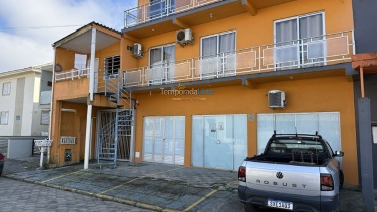 Apartamento para aluguel de temporada em São Francisco do Sul (Ubatuba)