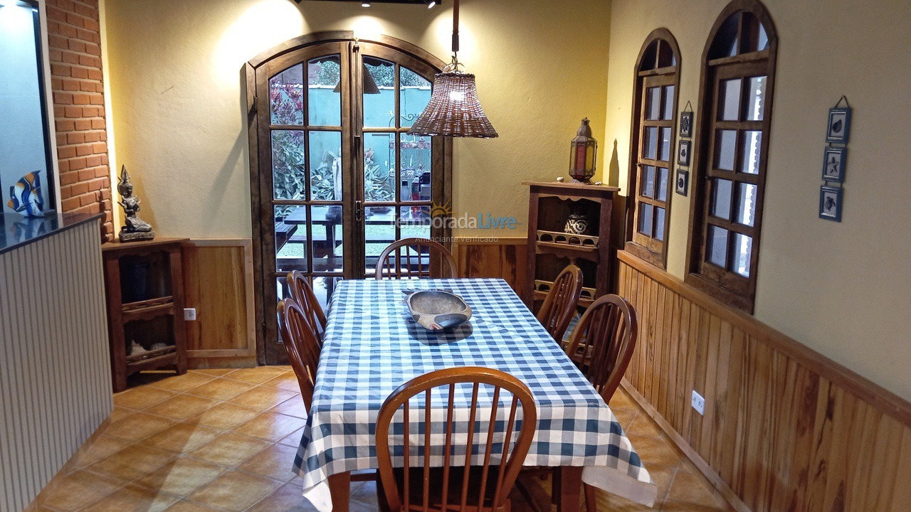 House for vacation rental in Ubatuba (Praia de Itamambuca)