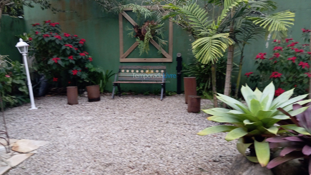 House for vacation rental in Ubatuba (Praia de Itamambuca)