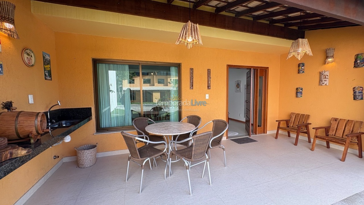 Casa para aluguel de temporada em Arraial D'ajuda (Praia da Pitinga)