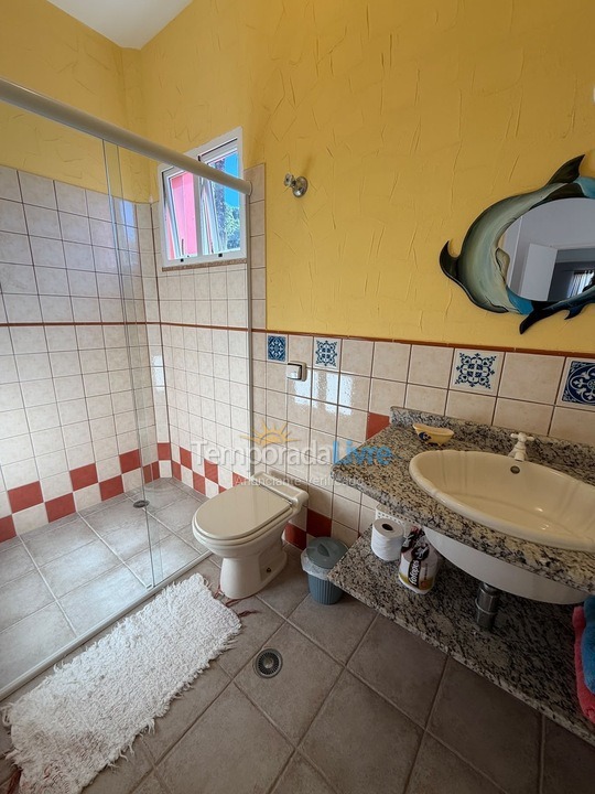 Casa para aluguel de temporada em São Sebastião (Praia da Baleia)