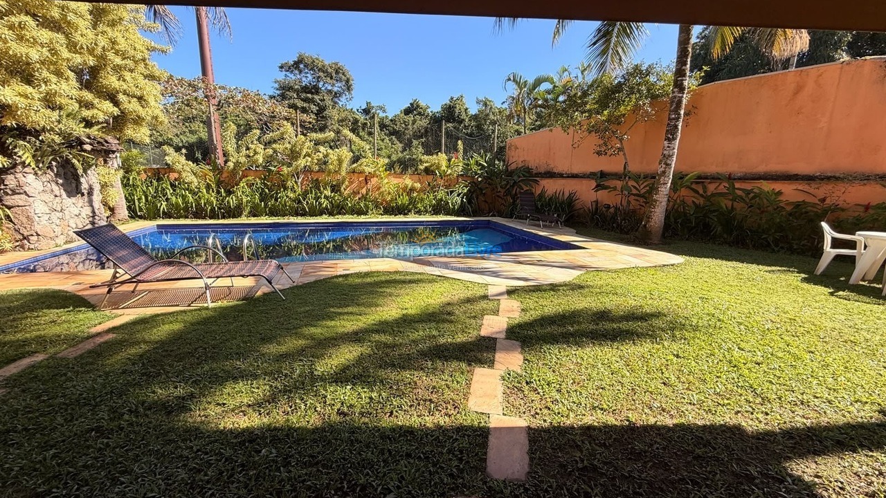 Casa para aluguel de temporada em São Sebastião (Praia da Baleia)