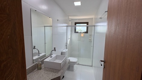 🌴 Casa de vacaciones en Arraial d'Ajuda | 4 suites | A 500 m de la playa