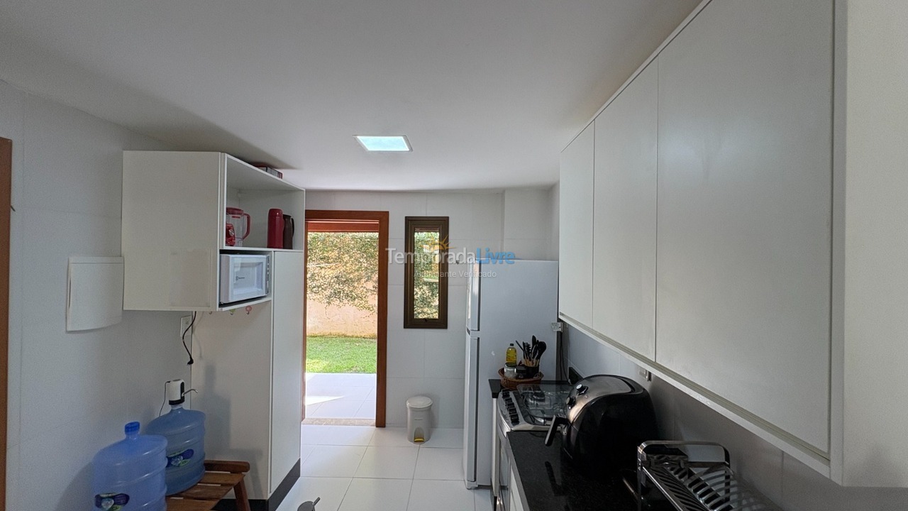 Casa para alquiler de vacaciones em Arraial D'ajuda (Alto da Pitinga)
