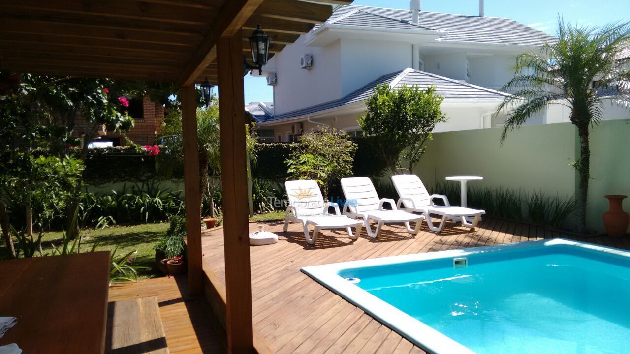 Casa para alquiler de vacaciones em Florianopolis (Jurerê Internacional)