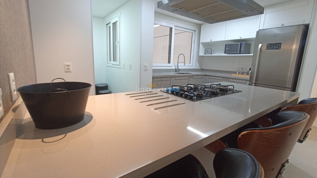 Apartamento para aluguel de temporada em Florianopolis (Jurerê)