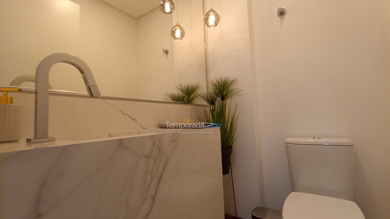 Apartamento para aluguel de temporada em Florianopolis (Jurerê)