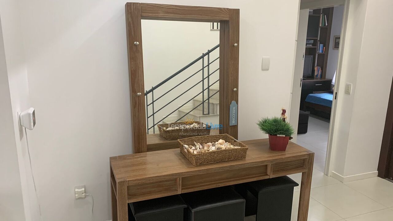 Casa para aluguel de temporada em Florianopolis (Jurerê Internacional)