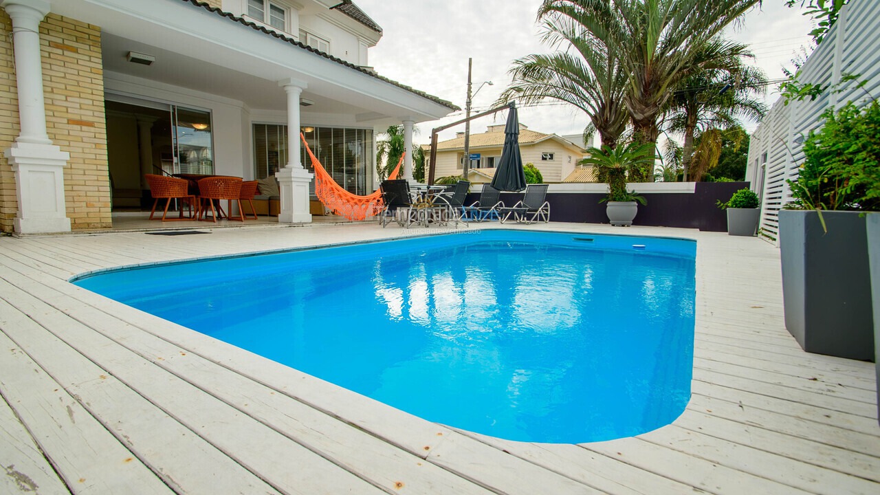 House for vacation rental in Florianopolis (Jurerê Internacional)