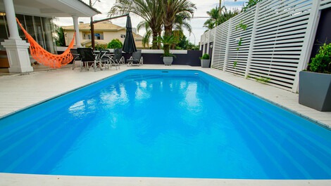 Excellent house for vacation rental in Jurerê Internacional,...
