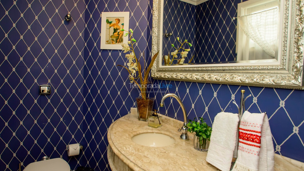 House for vacation rental in Florianopolis (Jurerê Internacional)