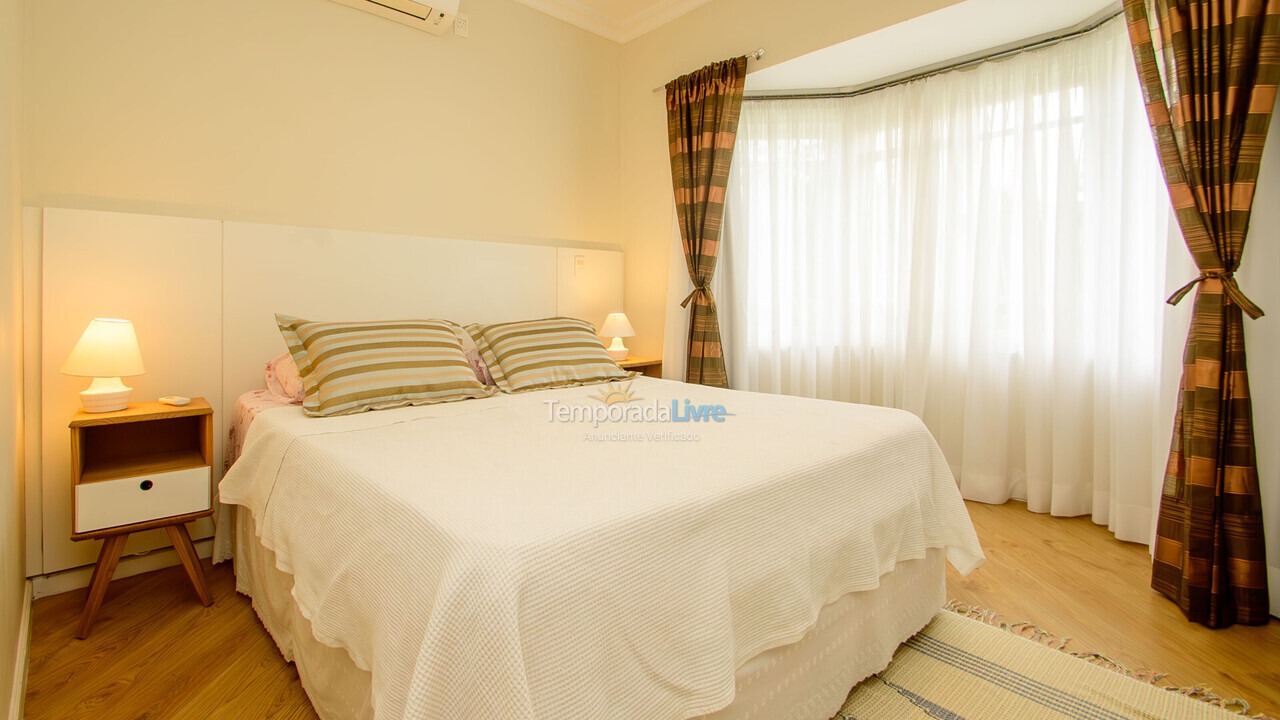House for vacation rental in Florianopolis (Jurerê Internacional)