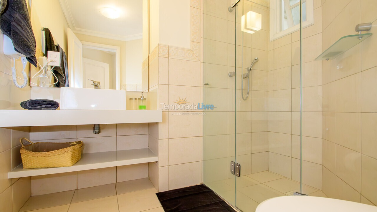 House for vacation rental in Florianopolis (Jurerê Internacional)
