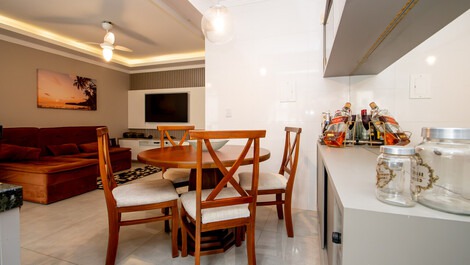 Beautiful apartment in complete condominium