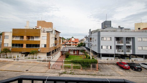 Beautiful apartment in complete condominium