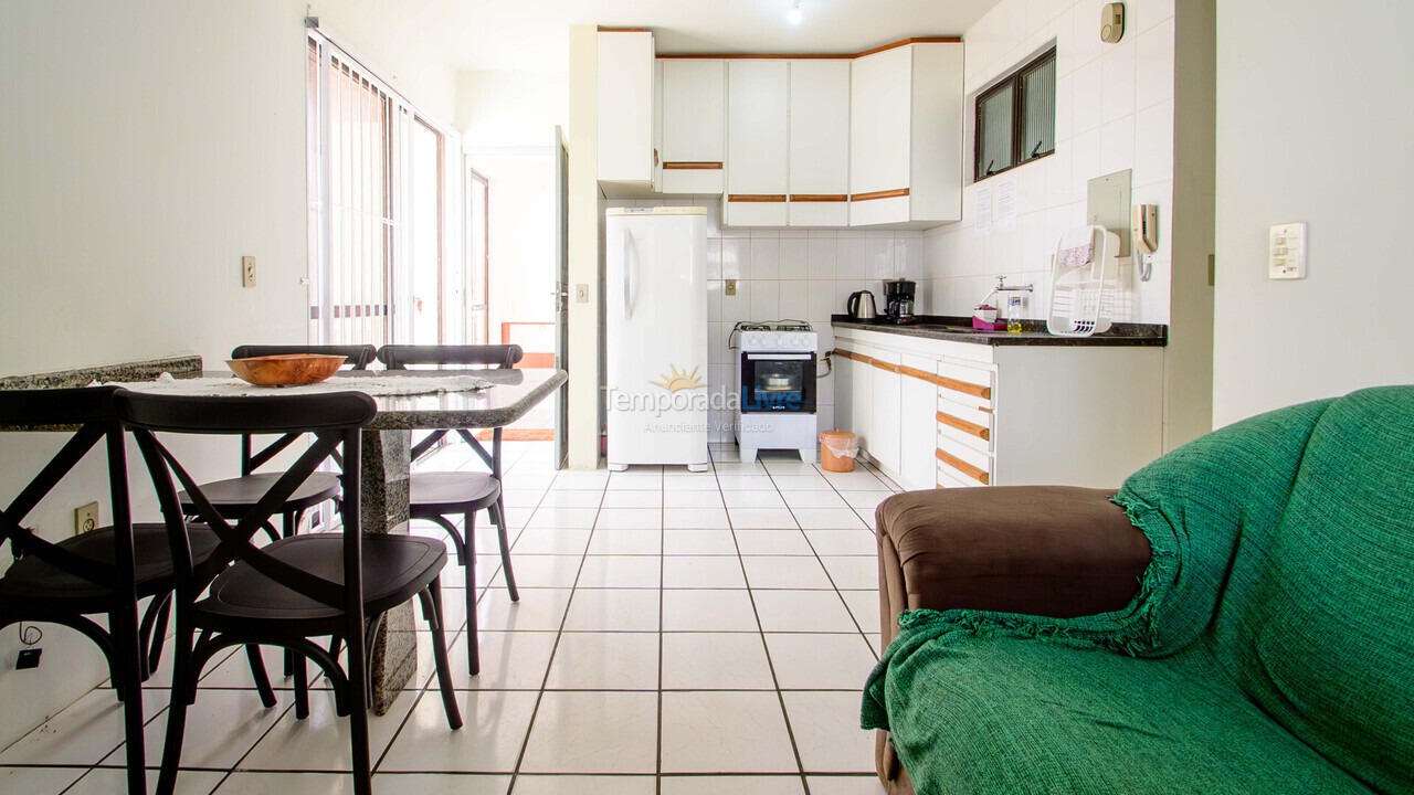 Apartamento para aluguel de temporada em Florianopolis (Praia dos Ingleses)