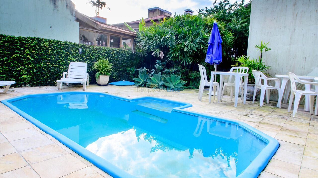 Casa para alquiler de vacaciones em Florianopolis (Jurerê Internacional)