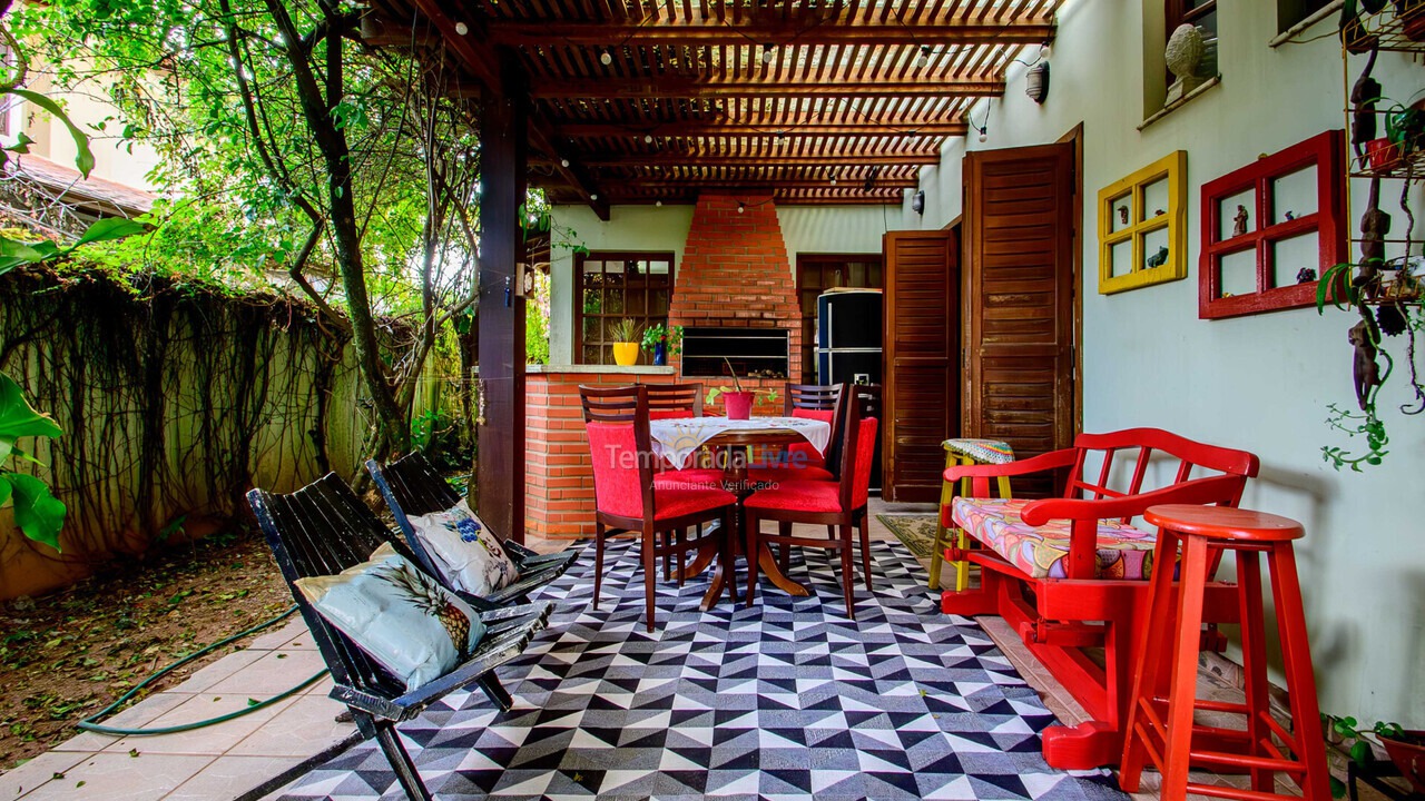 Casa para alquiler de vacaciones em Florianopolis (Jurerê Internacional)