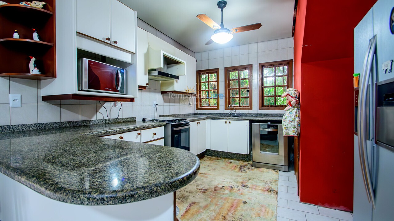 Casa para alquiler de vacaciones em Florianopolis (Jurerê Internacional)