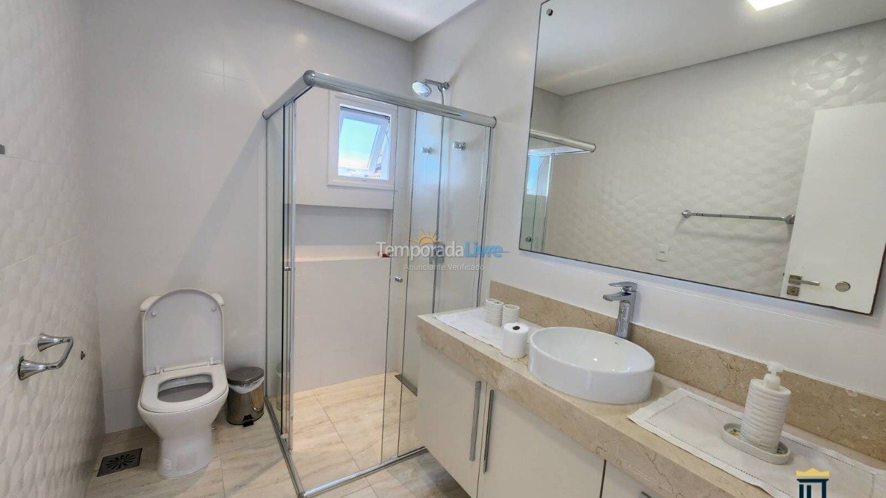 House for vacation rental in Florianopolis (Jurerê Internacional)