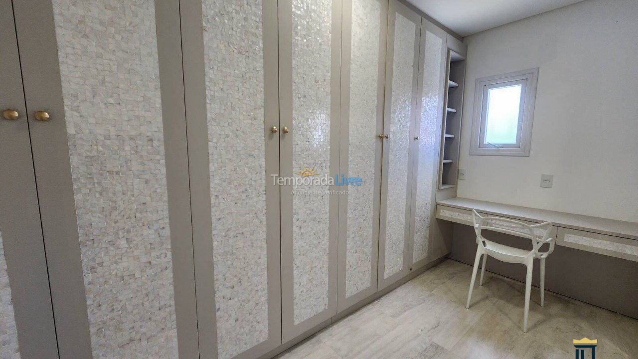 House for vacation rental in Florianopolis (Jurerê Internacional)
