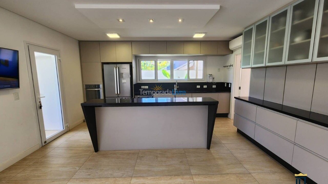 House for vacation rental in Florianopolis (Jurerê Internacional)