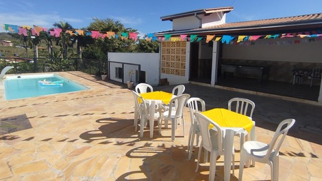 Varanda ,piscina o quarto abaixo