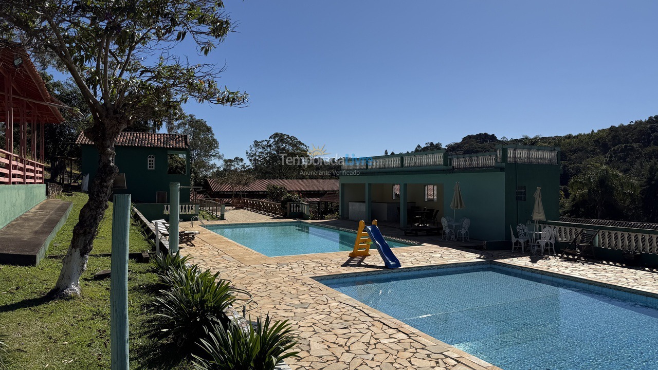 Chácara / sítio para aluguel de temporada em Atibaia (Portão)
