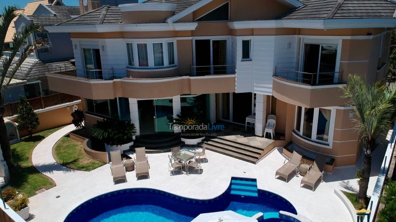 Casa para aluguel de temporada em Florianopolis (Jurerê Internacional)