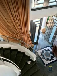 Casa com 7 quartos de Temporada, Jurerê Internacional - Florianópolis