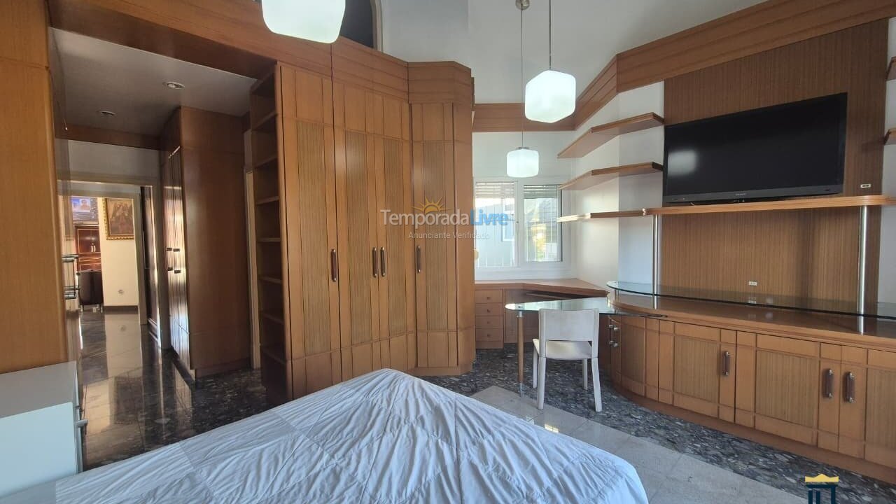 Casa para aluguel de temporada em Florianopolis (Jurerê Internacional)