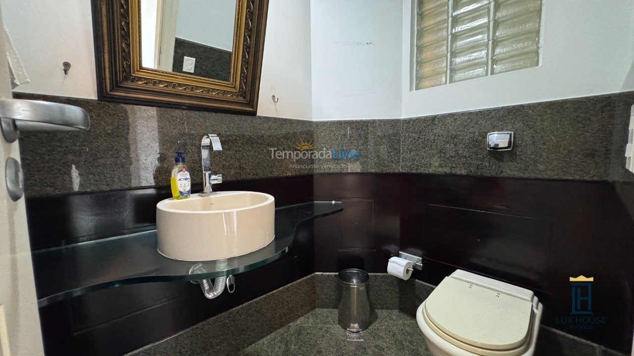 Casa para aluguel de temporada em Florianopolis (Jurerê Internacional)