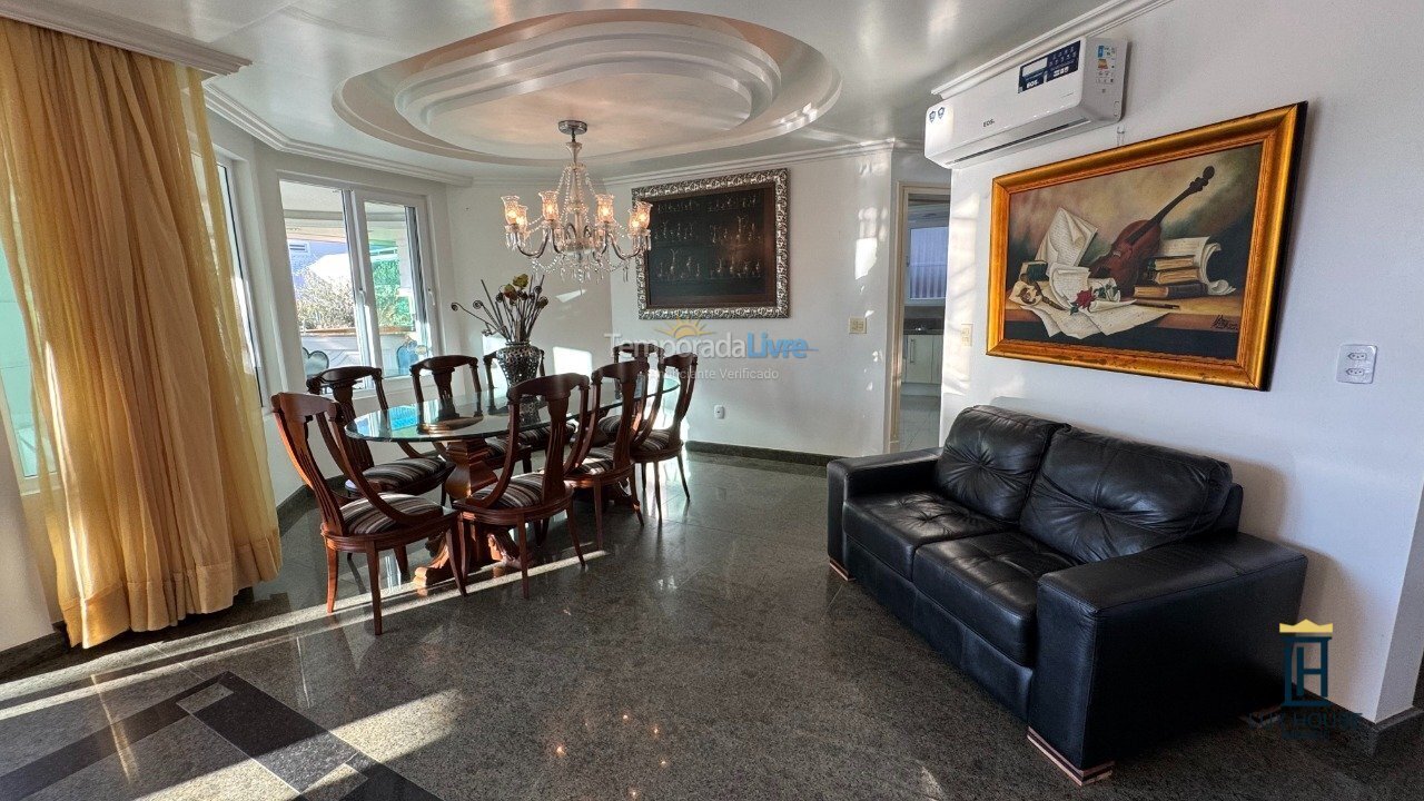 Casa para aluguel de temporada em Florianopolis (Jurerê Internacional)