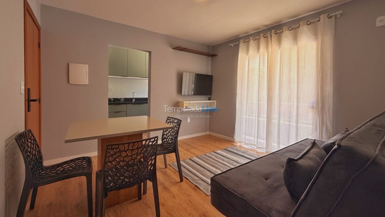 Apartamento para aluguel de temporada em Bombinhas (Canto Grande)