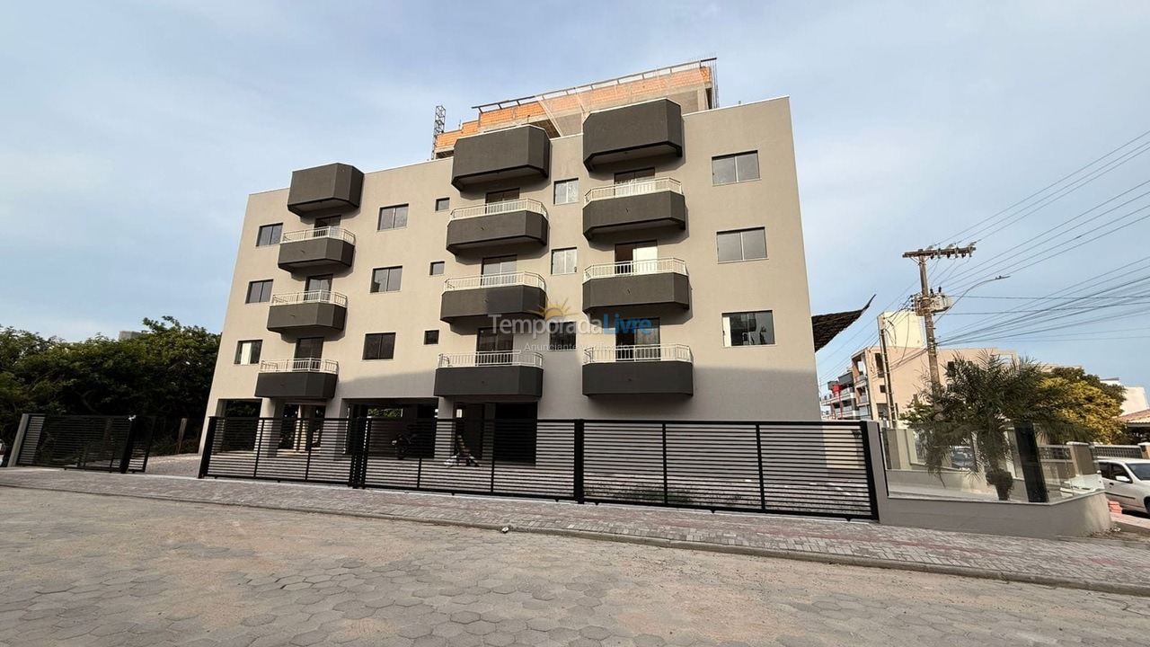 Apartamento para aluguel de temporada em Bombinhas (Canto Grande)