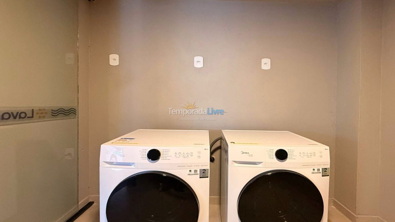 Apartamento para aluguel de temporada em Bombinhas (Canto Grande)