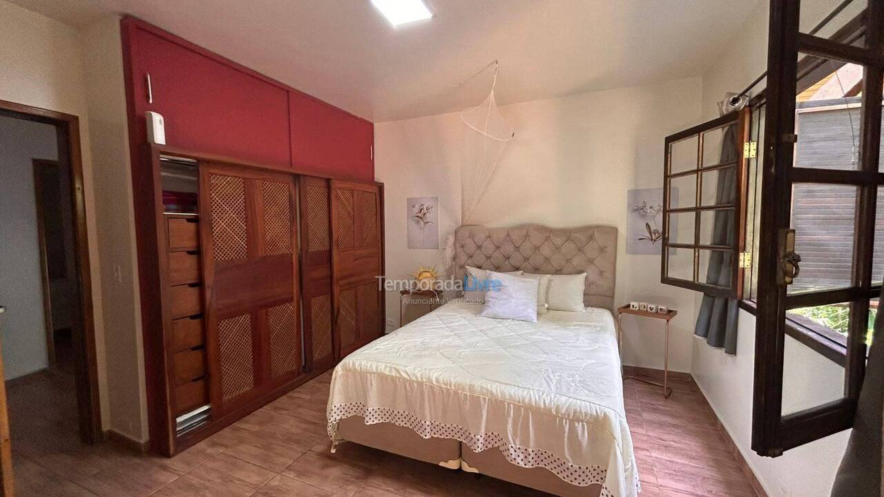 Casa para alquiler de vacaciones em Ubatuba (Praia Vermelha do Centro)