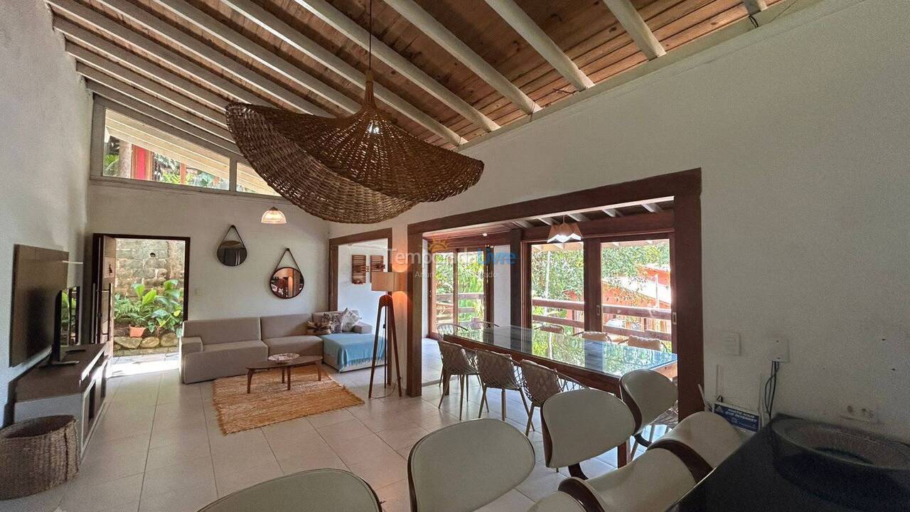 Casa para alquiler de vacaciones em Ubatuba (Praia Vermelha do Centro)