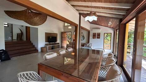 Casa para alquilar en Ubatuba - Praia Vermelha do Centro